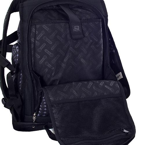 Cieľový produkt Kumu Čierny/sivý športový batoh 11-2113