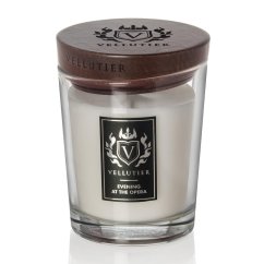 Stredná sviečka Vellutier, Večer v opere